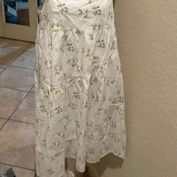 Urban Revio 8 Square Neck Tiered Midi Dress White Embroidered Floral Coquette - Picture 8 of 10